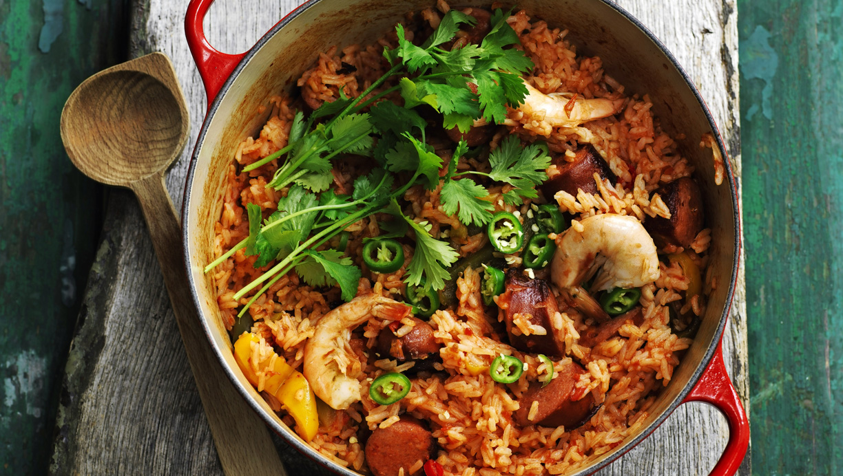 Jambalaya med pølser og rejer
