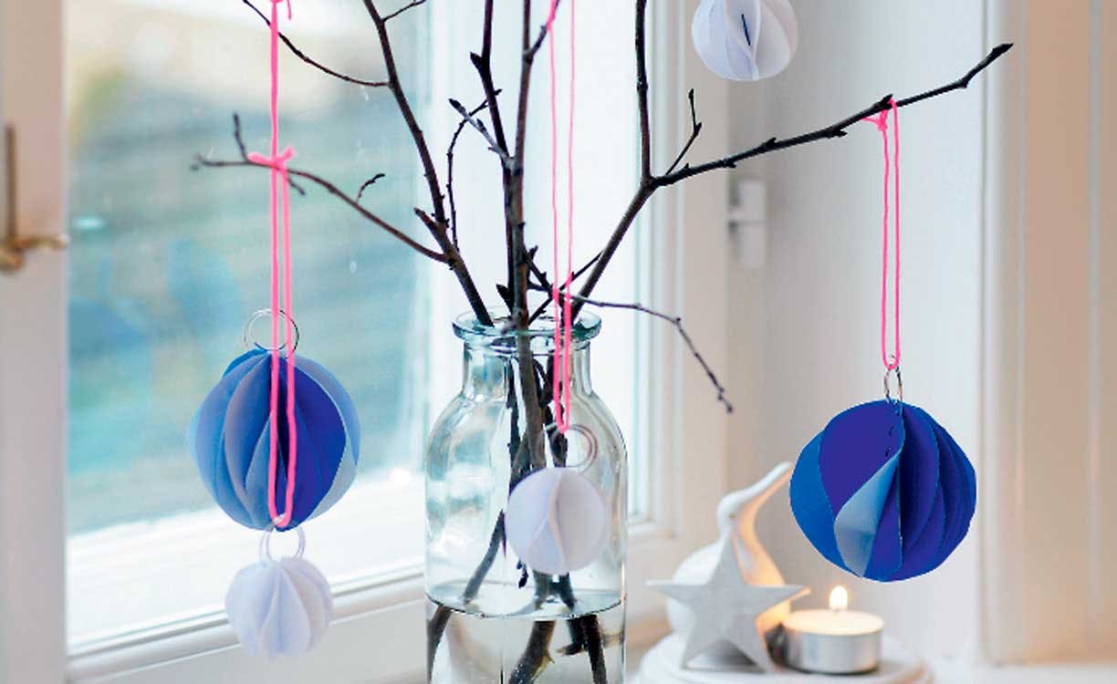 https://imgix.femina.dk/media/article/julekugler-prim.jpg