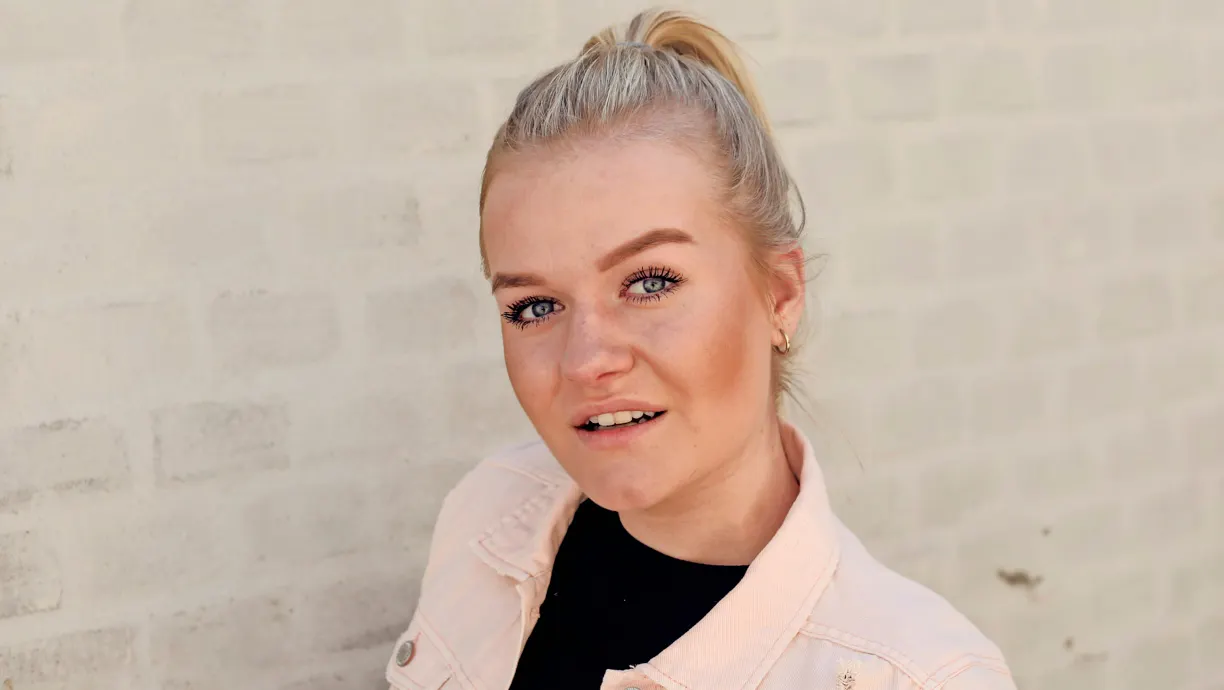 YouTuberen Kristine Sloth Vi Har Fat I De Unge Femina YouTuberen Kristine Sloth Vi Har Fat I De Unge Femina