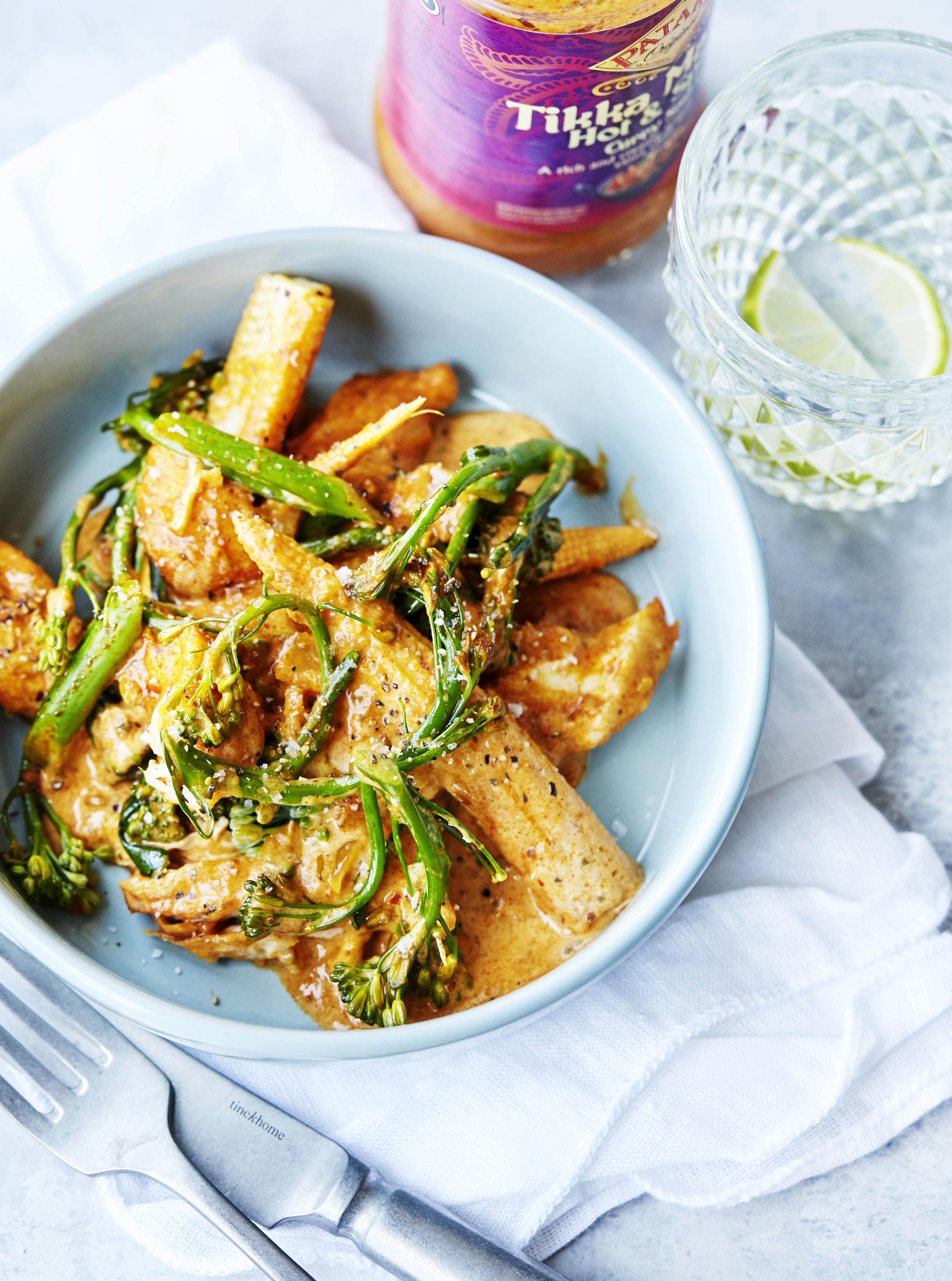 Indisk kylling med grønt er nem og lækker hverdagsmad.