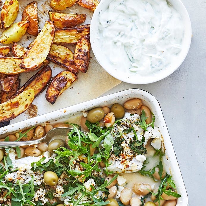 Græsk torsk med ovnkartofler og tzatziki