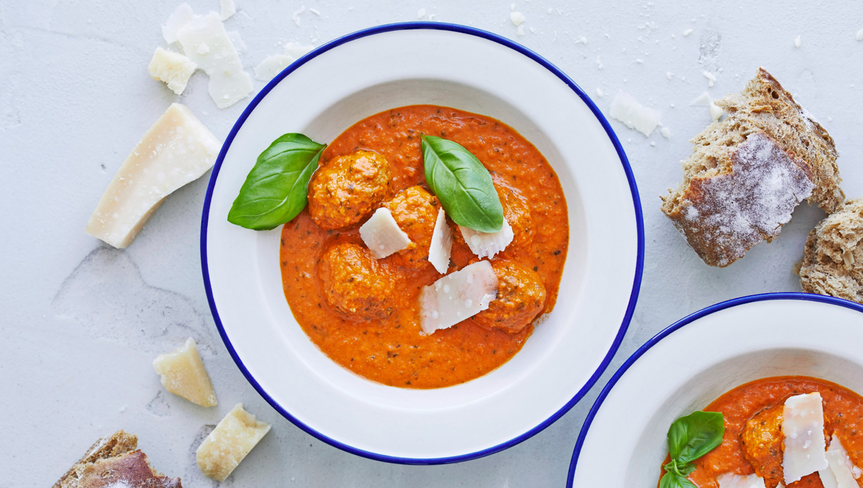 Kødboller i tomatsauce med mascarpone 