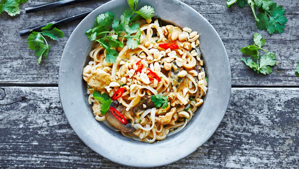 Kylling i rød peanut-curry