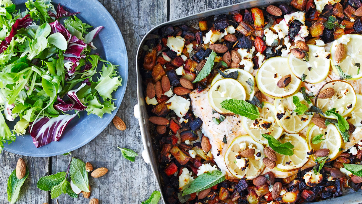 Laksefad med rodfrugter 