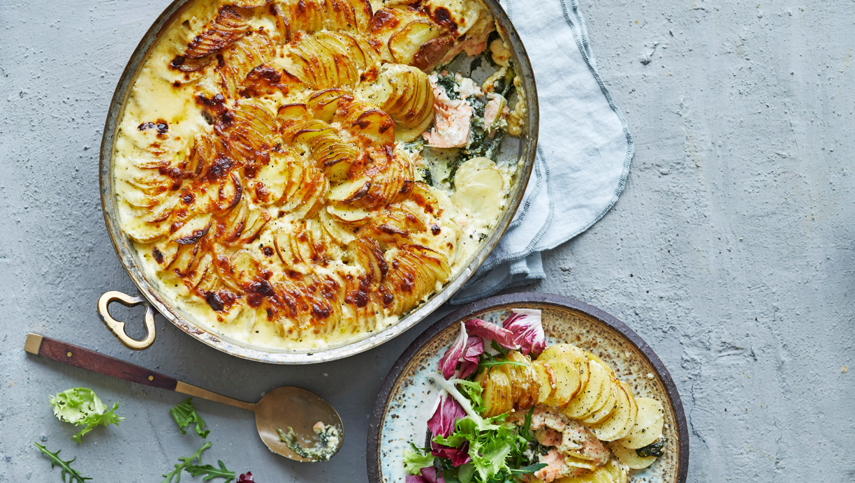 Laksefad med spinat og kartofler 