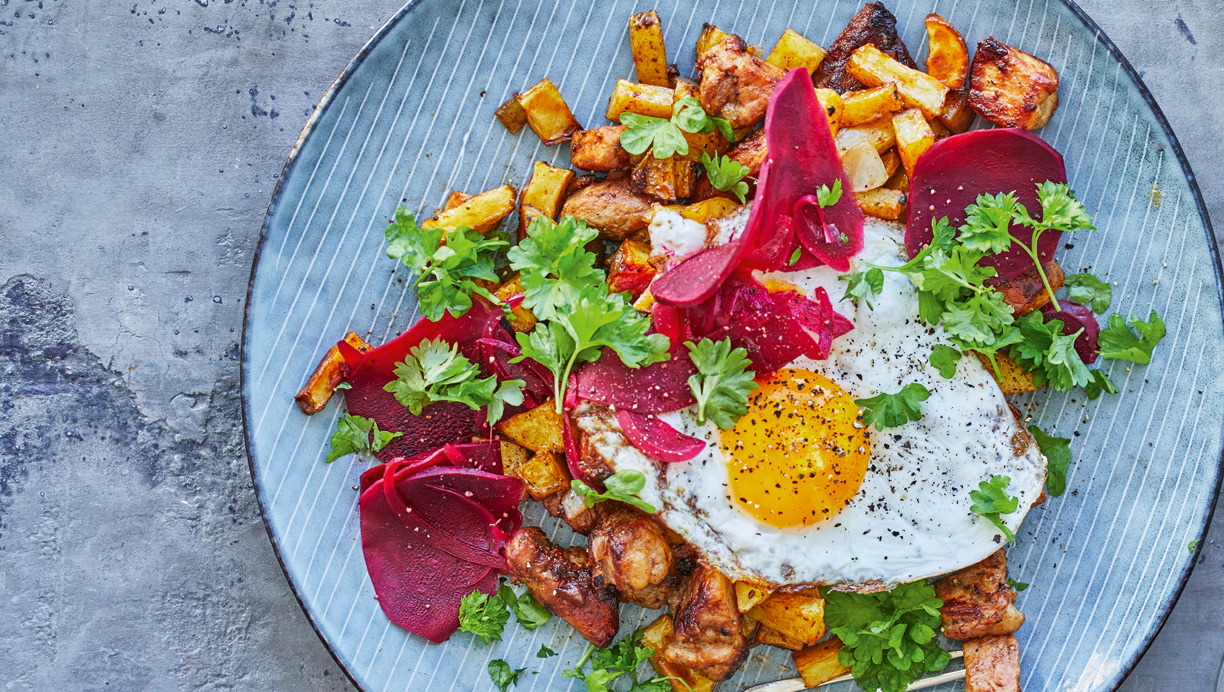 Luksus-biksemad med lynsyltet rødbede og rødløg 