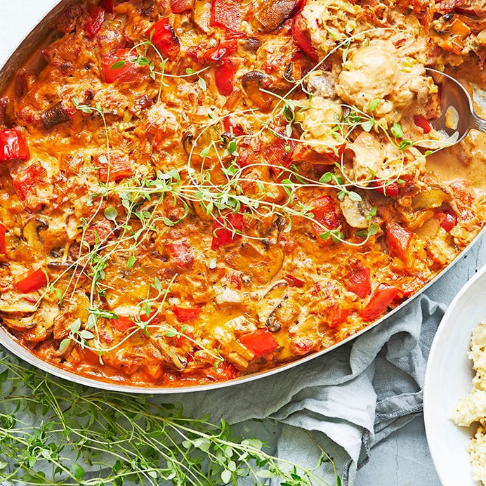 Svinemørbrad i fad med pikant-sauce