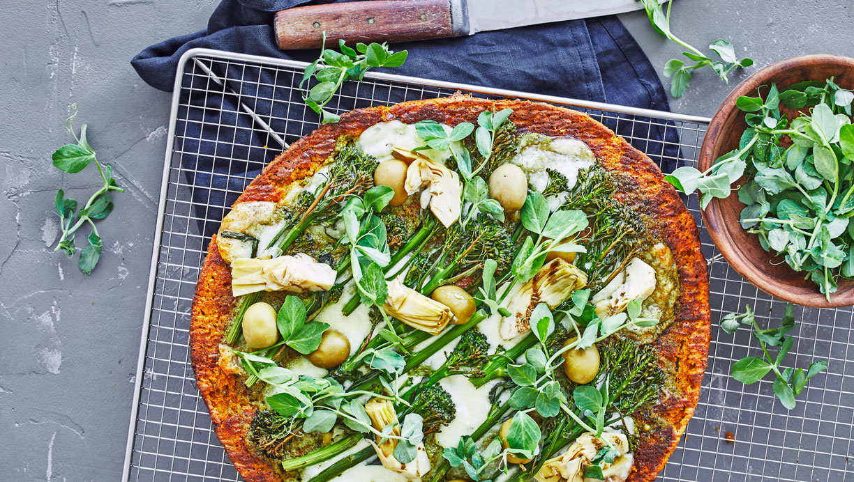 Pizza med søde kartofler og pesto 