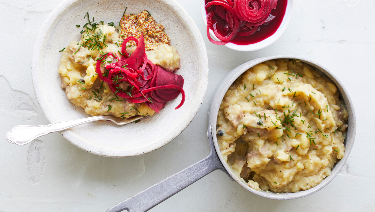 Skipperlabskovs med lam og lynsyltet rødbede 