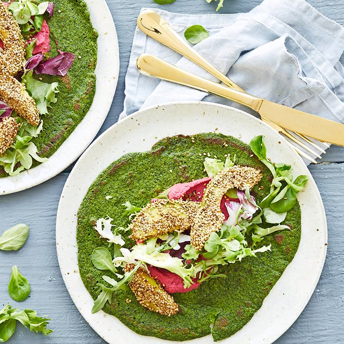 Spinatwraps med paneret avocado