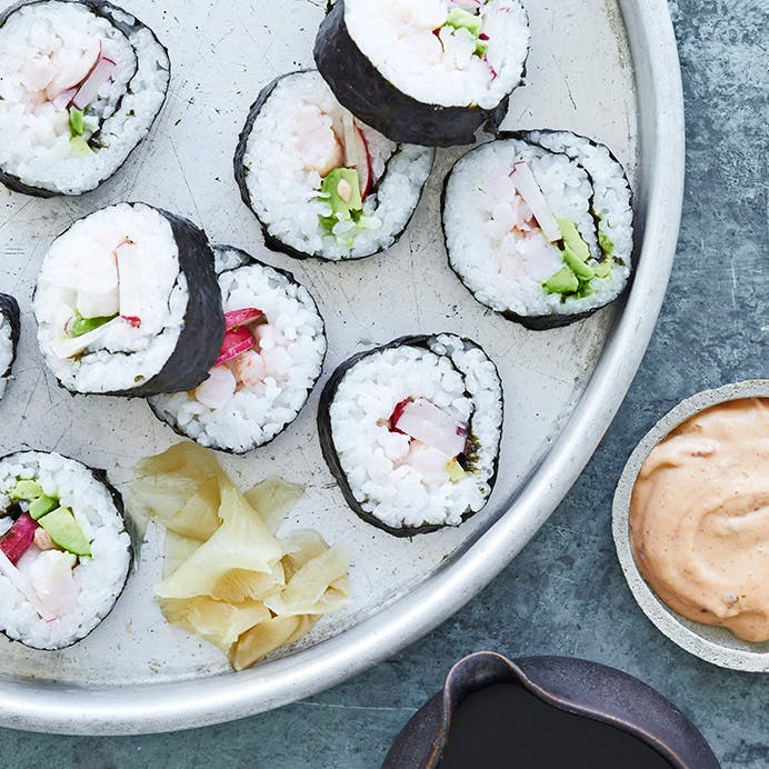 Sushi med rejer og asparges