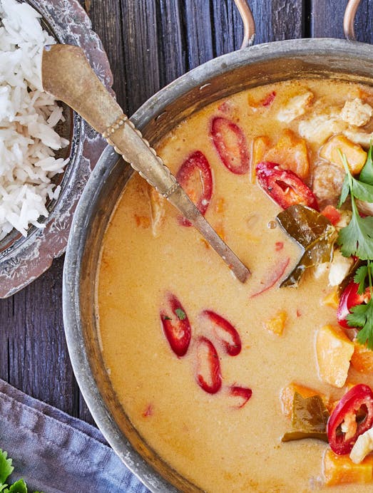 Thai-peanut-curry med kylling og søde kartofler
