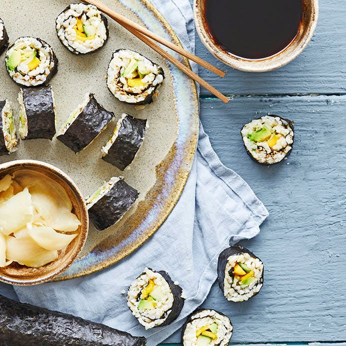 Vegetarsushi med fuldkornsris 