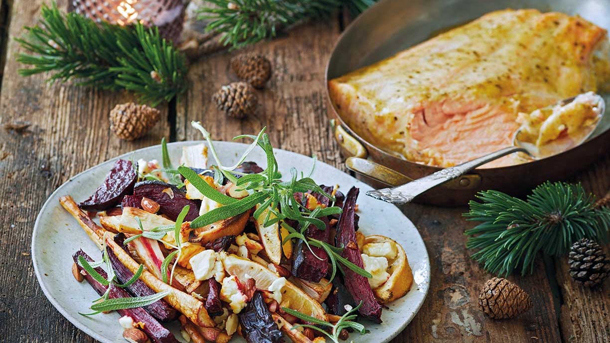 Lakseside med lun rodfrugtsalat