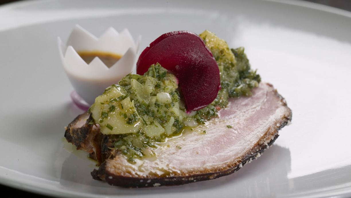 Ida Davidsen smørrebrød: Røget ribbenssteg med sennep