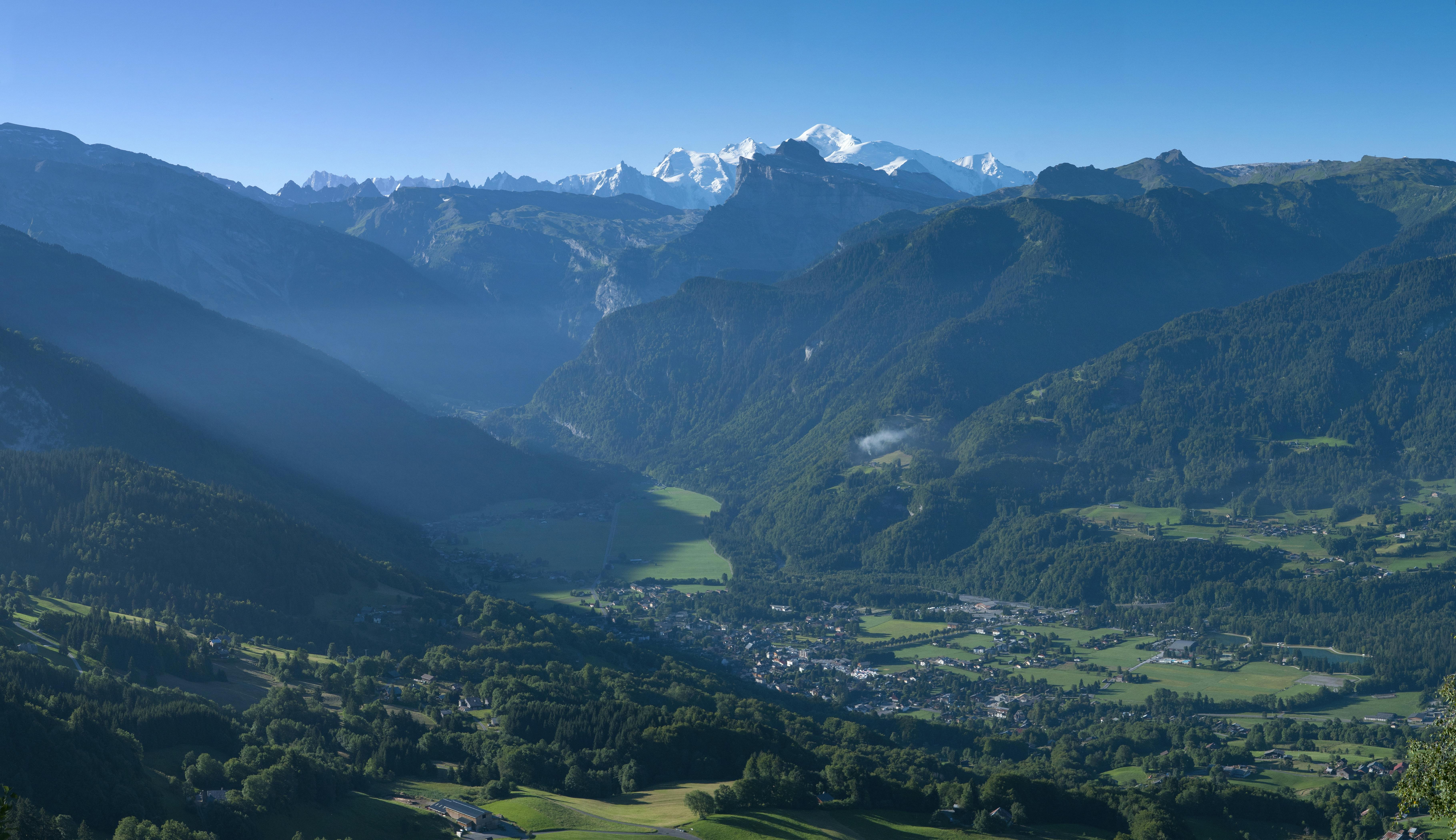 Ferie for sanserne i bjergbyen Samoëns