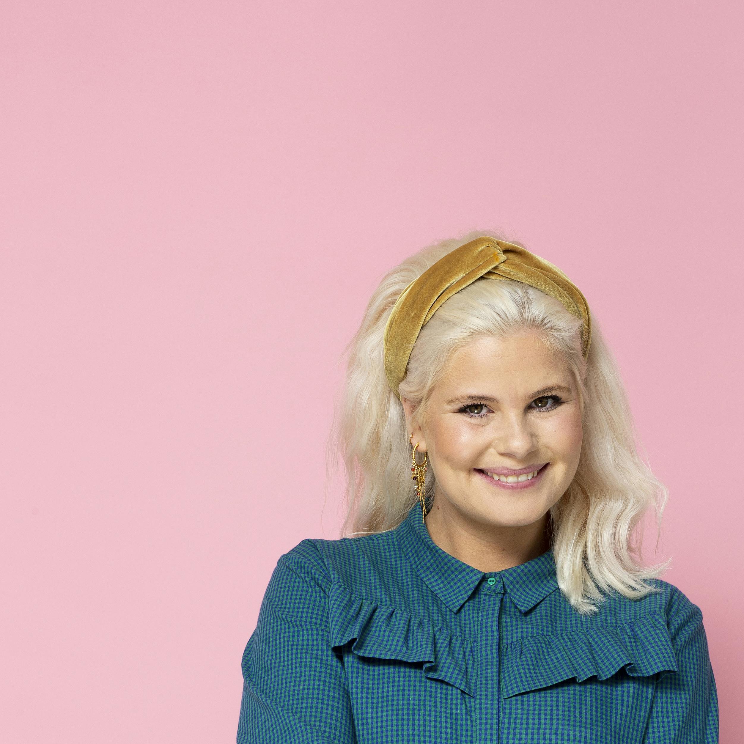X Factor-vært Sofie Linde fortæller om sit liv og sin opvækst