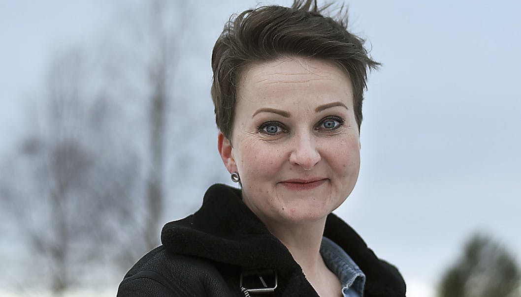 Suvi blev smidt ud af Jehovas vidner