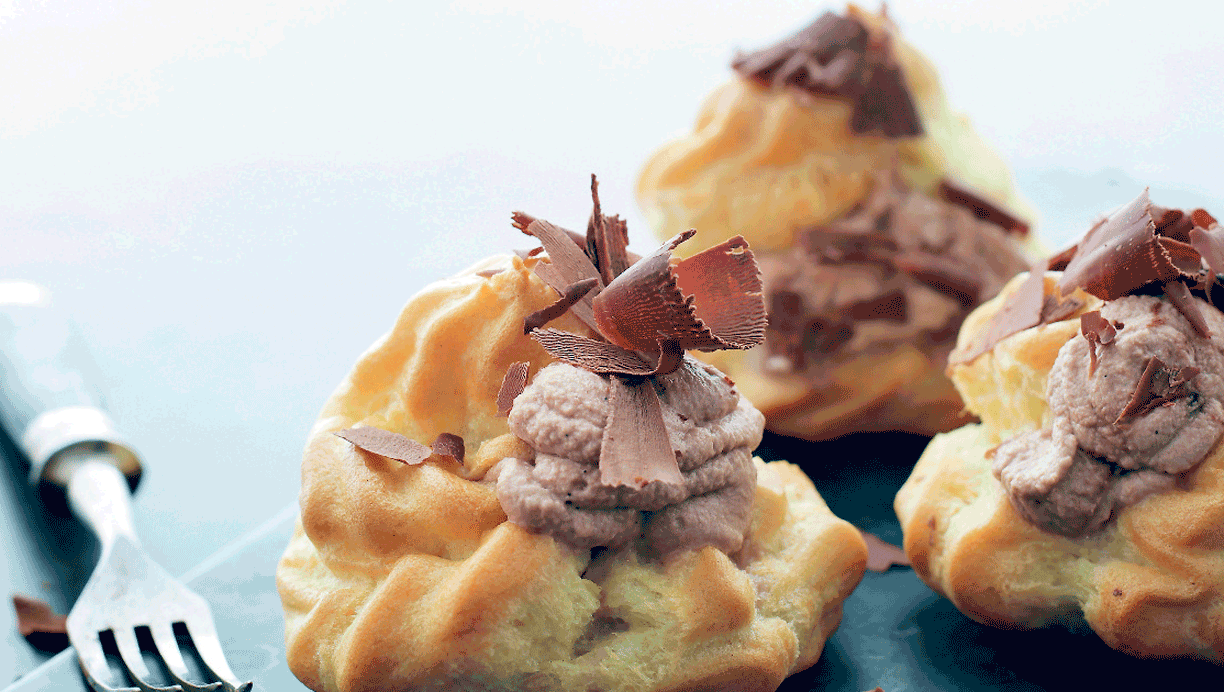 Super lækre vandbakkelser med chokoladekaffe-creme