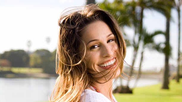 https://imgix.femina.dk/media/b5ff6600f8ec417daa44a8f493629895.jpg