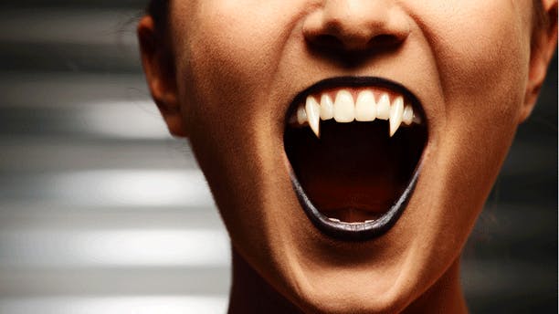 https://imgix.femina.dk/media/billeder/2012/august/vampyrprim.jpg