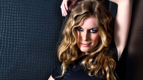 https://imgix.femina.dk/media/billeder/2012/november/krydderi-prim.jpg
