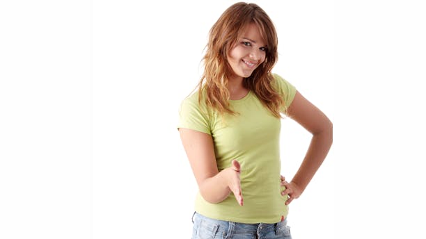 https://imgix.femina.dk/media/billeder/2013/august/hilseny-prim.jpg
