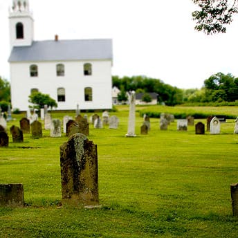 Clairvoyance og reinkarnation - billede af en kirkegård