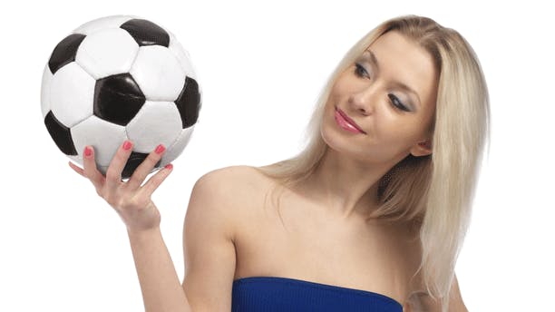 https://imgix.femina.dk/media/e6f1c503c8364d05a566f497d1ec8f91.jpg