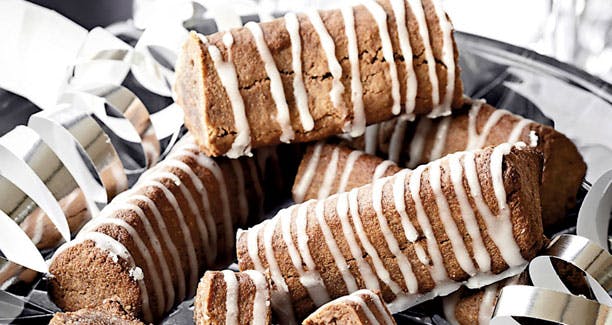 Hjemmelavet kransekage med chokolade