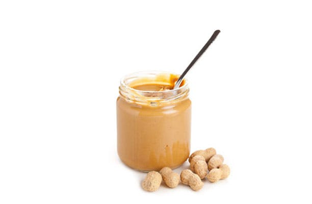 Peanutbutter - en del af de 4 fødevarer der blandt andet holder dig ung