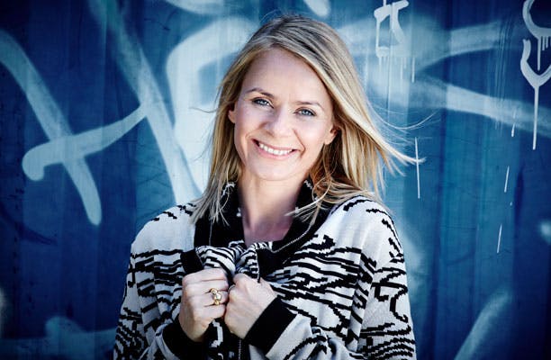 https://imgix.femina.dk/media/sondag/2013/10/41/anne-glad/anne-glad-prim.jpg