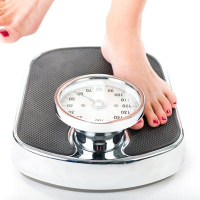 https://imgix.femina.dk/media/sondag/2013/12/49/3-myter-om-vaegt/3-myter-om-vaegt-prim.jpg