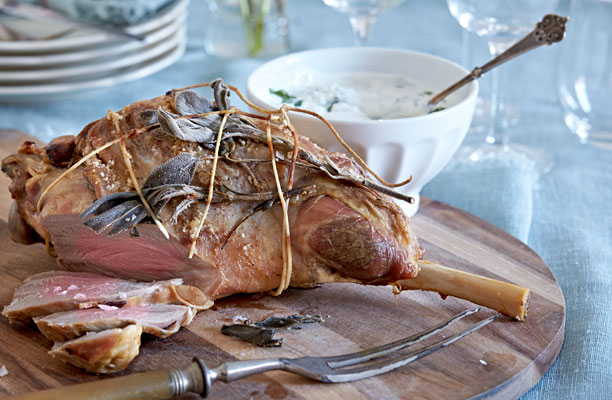 lammekølle med hvidløg og salvie