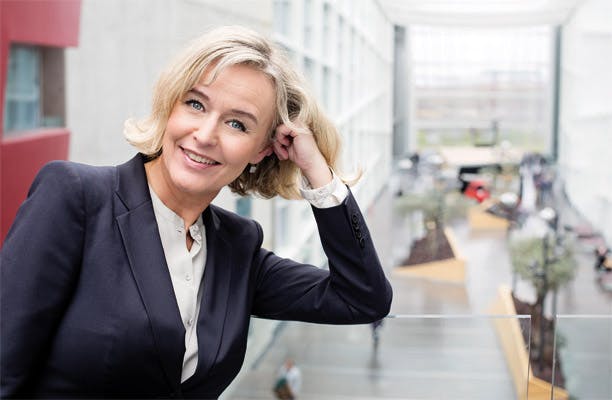 https://imgix.femina.dk/media/sondag/2014/05/19/pernille-gaardbo/pernille-gaardbo-stor.jpg