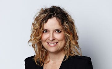 https://imgix.femina.dk/media/websites/femina-dot-dk/website/dig-og-dit-liv/klummer/2012/camilla-kjems-2012/1245-camilla-4-copy-2.jpg
