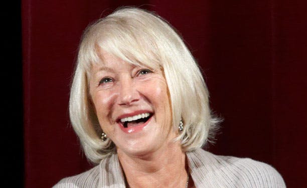 https://imgix.femina.dk/media/websites/femina-dot-dk/website/kendte/2013/02/1307-helen-mirrens-oscar/1307-helen-mirren-oscar-copy.jpg