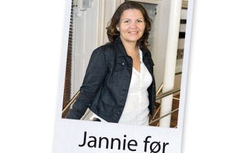 https://imgix.femina.dk/media/websites/femina-dot-dk/website/mode/makeover/2012/10/1243-ny-kvinde-jannie/1243-ny-kvinde-swi.jpg