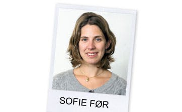 https://imgix.femina.dk/media/websites/femina-dot-dk/website/mode/makeover/2013/01/1303-stilboost-sofie/1303-ny-kvinde-foer-copy-2.jpg
