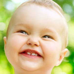 https://imgix.femina.dk/media/websites/mama/baby/babytnderprim.jpg