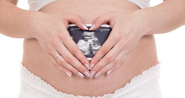 https://imgix.femina.dk/media/websites/mama/gravid/2015/juni/ultralyd612.jpg