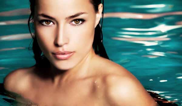 https://imgix.femina.dk/media/websites/qmag-dot-dk/website/egangsbilleder-2013/juni/2013-24-smukke-kvinder-p.jpg