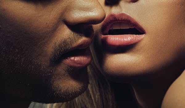 Mange forsømmer desværre at kysse ordentligt. I en travl hverdag bliver det måske kun til hurtige kys med trutmund og det kan dræbe gnisten mellem jer.
