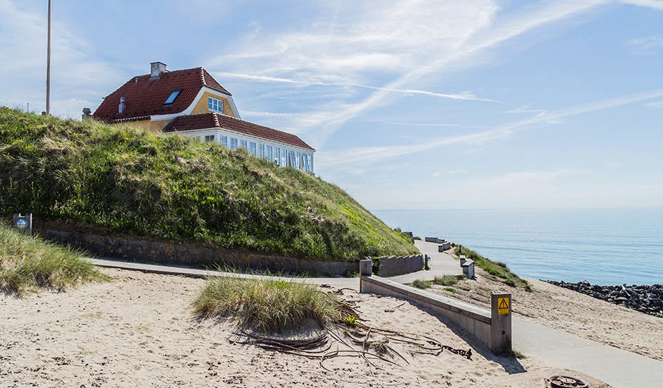 https://imgix.femina.dk/nordjylland-13-villa-vest-og-hav-nordjylland-foto-mikkel-baekgaard.jpg