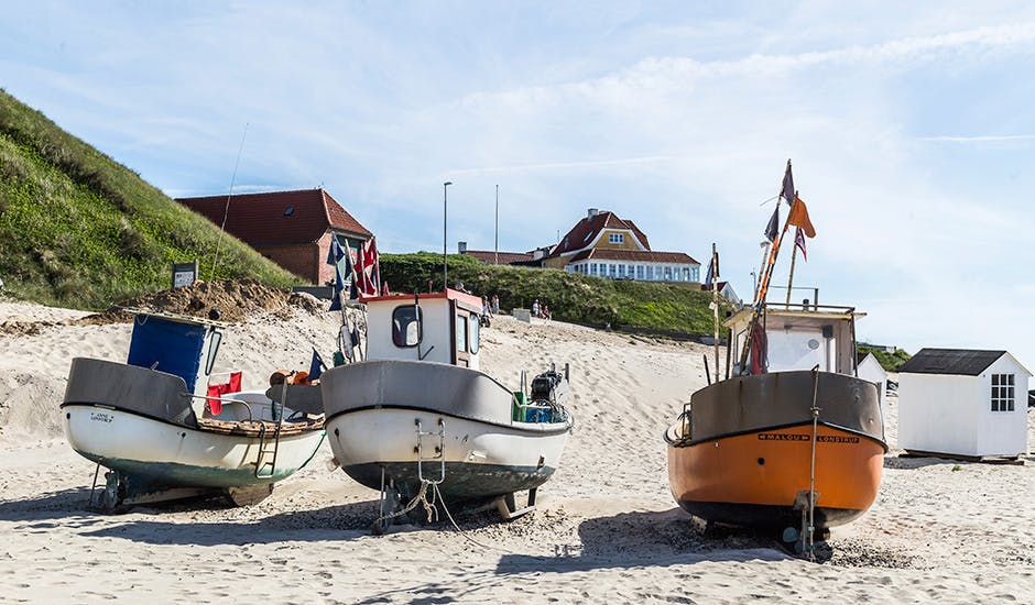 https://imgix.femina.dk/nordjylland-5-fiskebade-og-villa-vest-nordjylland-foto-mikkel-baekgaard.jpg