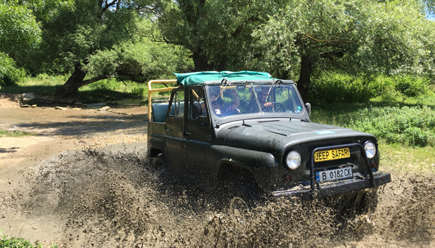 Ud i landskabet på jeepture.