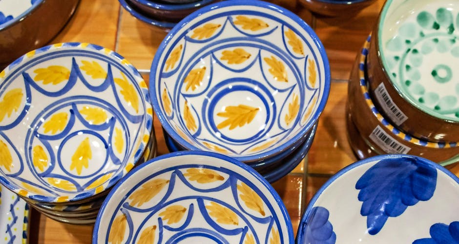 https://imgix.femina.dk/sevilla11-shopping_lokal_keramik.jpg