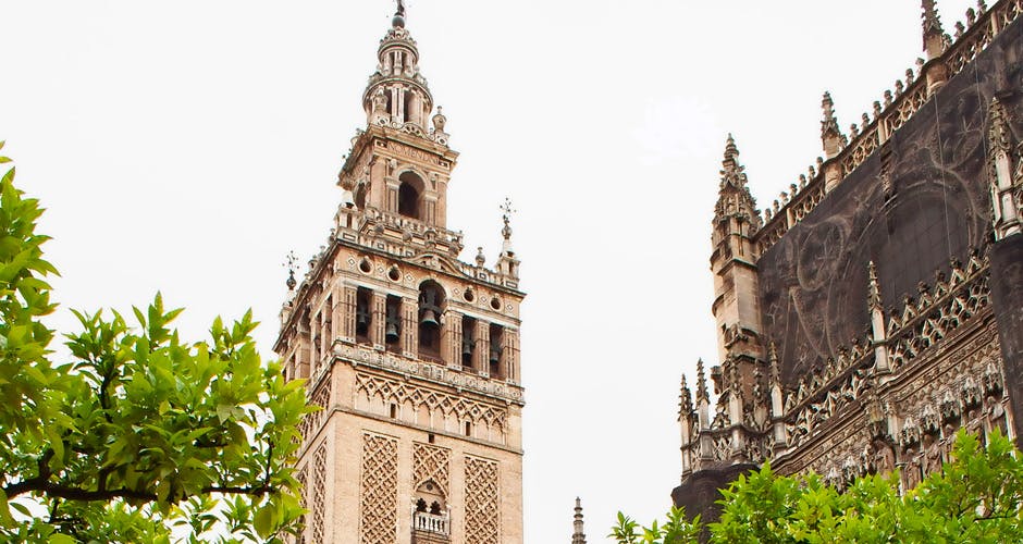 https://imgix.femina.dk/sevilla2-katedral.jpg