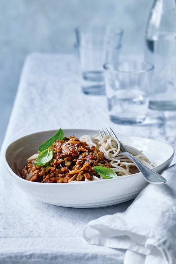 Vegetaropskrift på spaghetti med linse-bolognese