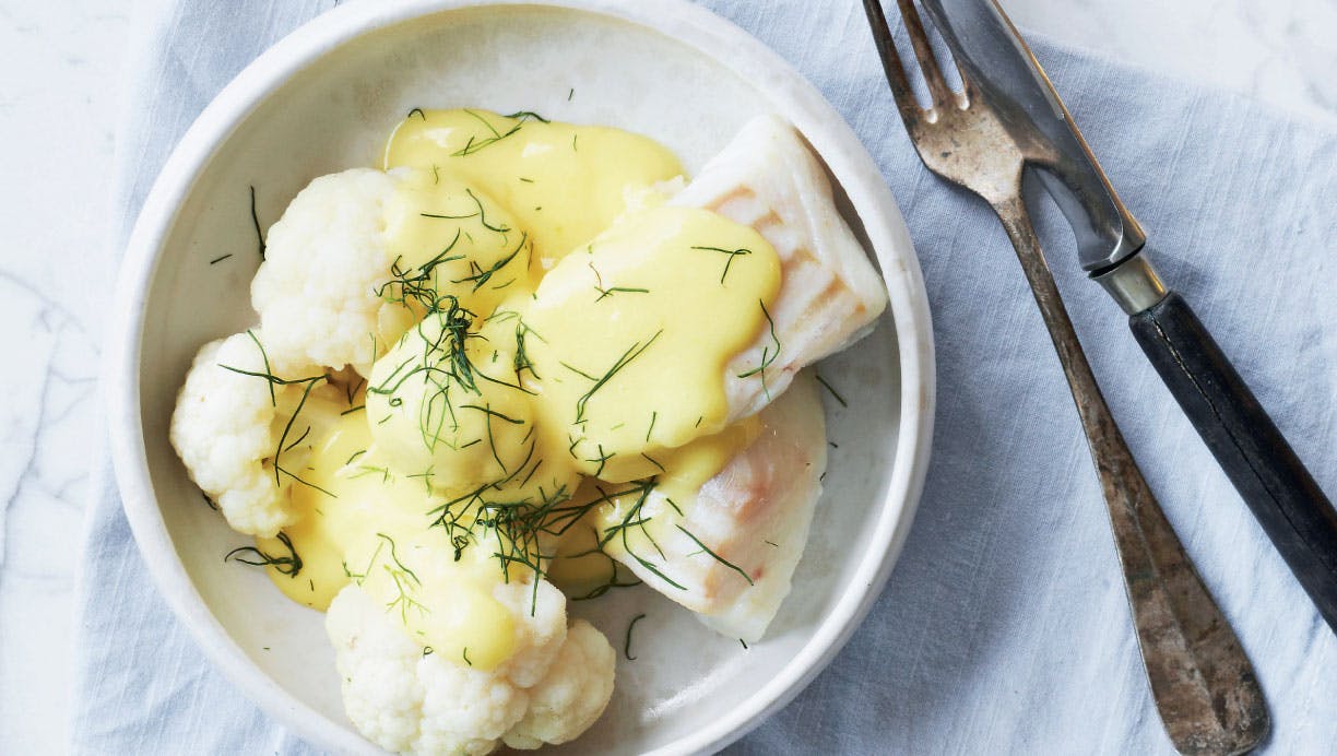 Rødspætter med hollandaise og blomkål